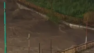Спасиха  младеж от наводнен участък във великотърновско село