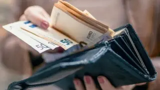 Защо при 1500 евро заплата получавате около 1160 и колко всъщност струвате на работодателя?