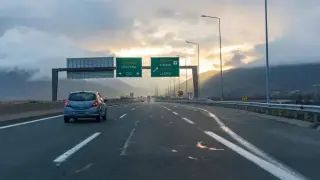 Внимавайте лятото в Гърция: 30 евро глоба за отворен прозорец на колата