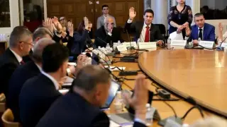 Ресорната комисия прие промените в удължителния закон за бюджета