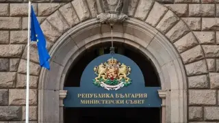 Кабинетът "Радев" одобри тегленето на нов държавен дълг в размер на 3,8 млрд. евро
