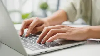 18% от учениците учат IT, но само 3% работят в тази област
